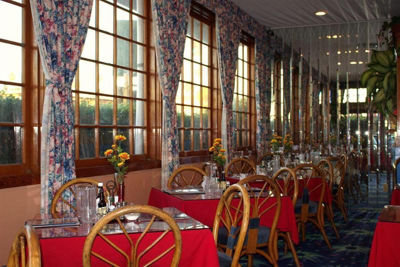 Tradewinds Hotel Lax Airport