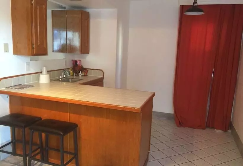 Tradewinds Hotel Lax Airport