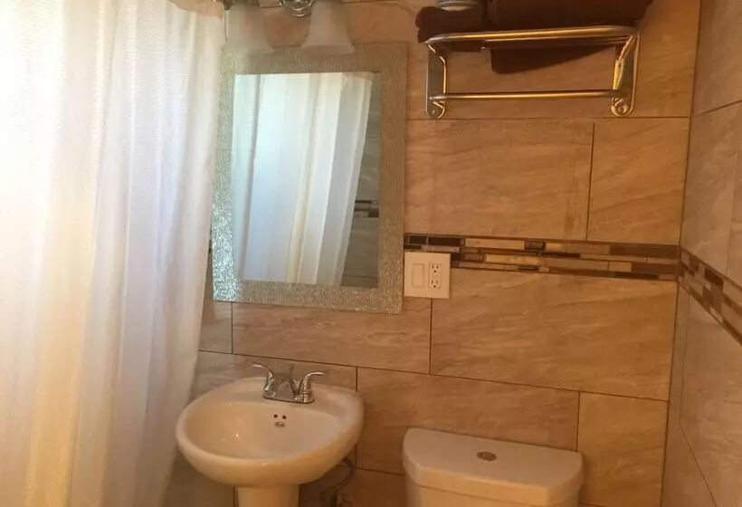 Tradewinds Hotel Lax Airport