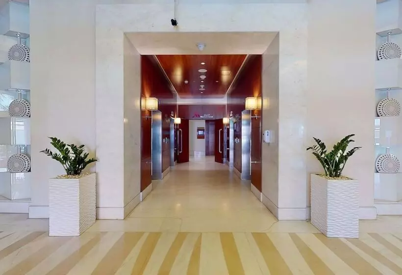 Marriott Executive Apartments Al Jaddaf, Dubai
