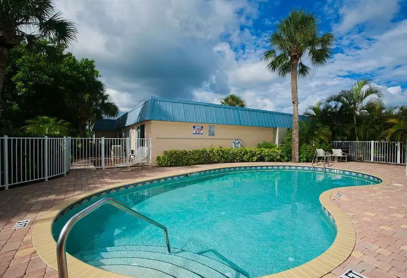 Minorga On The Key Village Condos