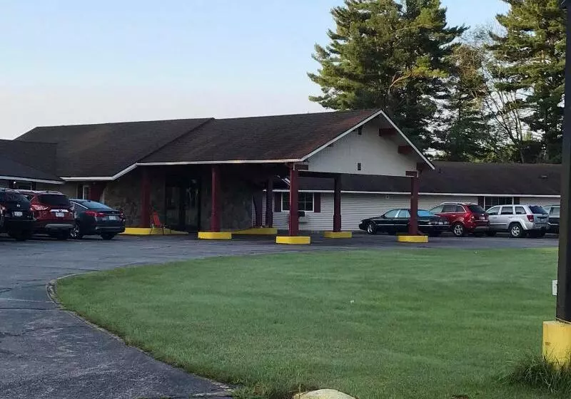 汽车旅馆  Cadillac Inn