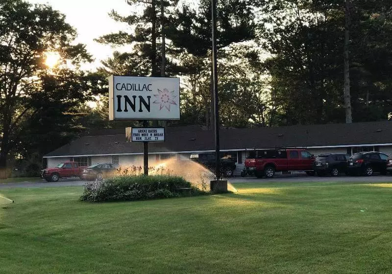 汽车旅馆  Cadillac Inn