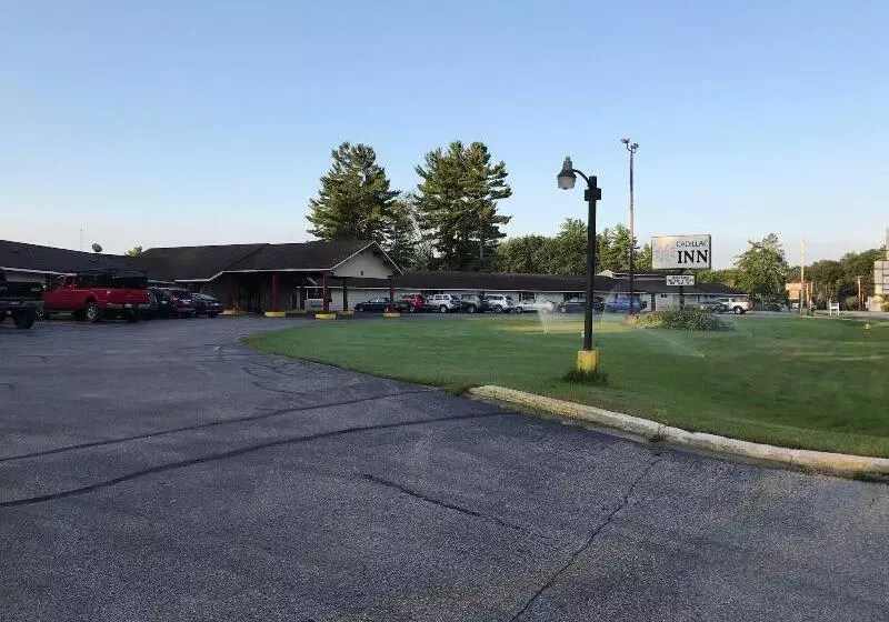 汽车旅馆  Cadillac Inn
