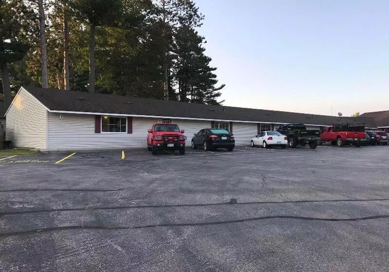 汽车旅馆  Cadillac Inn