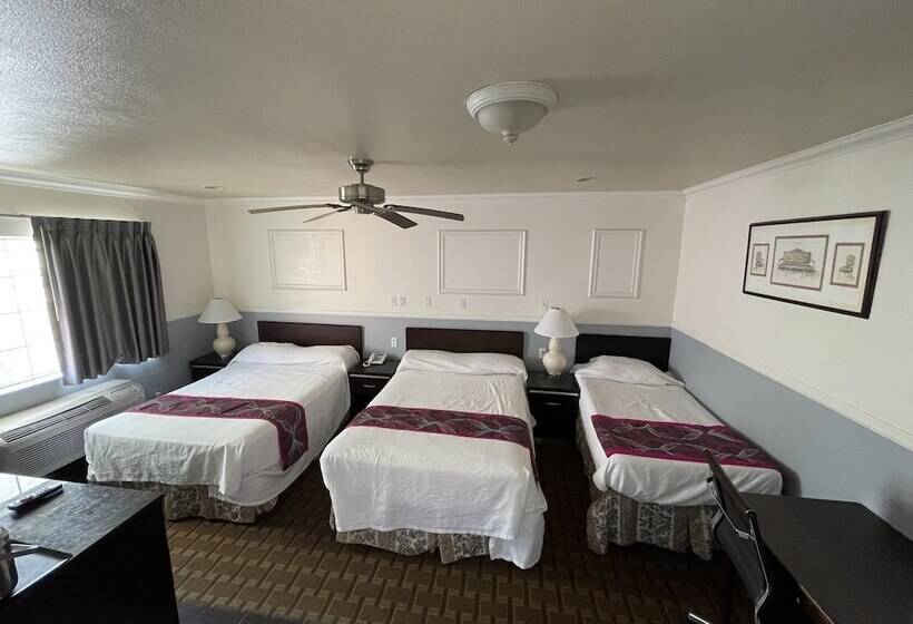 فندق على الطريق Hollywood Guest Inn