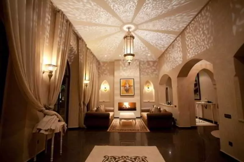 هتل Palais Medali