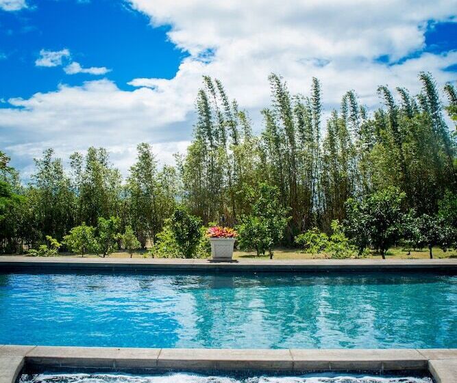 Resort Otel Lumeria Maui, Educational Retreat Center