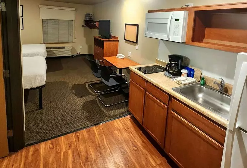 Suburban Studios Dickinson