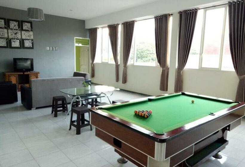 Schronisko Samadi Backpacker