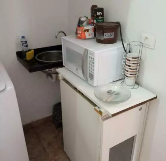 ユースホステル Maison Suíte Térreo