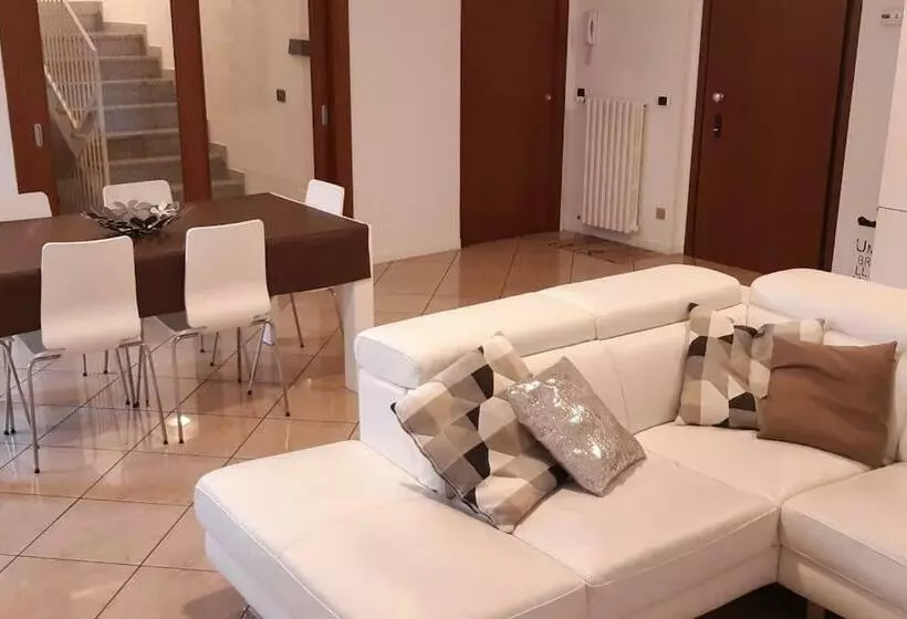 B&b Accogliente A Due Passi Dal Metrò Di Milano   Casa Adriana