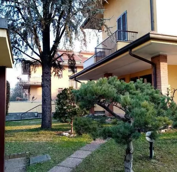 B&b Accogliente A Due Passi Dal Metrò Di Milano   Casa Adriana