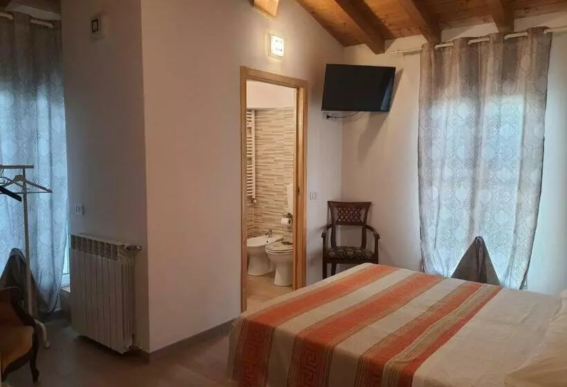 تختخواب و صبحانه Parma House