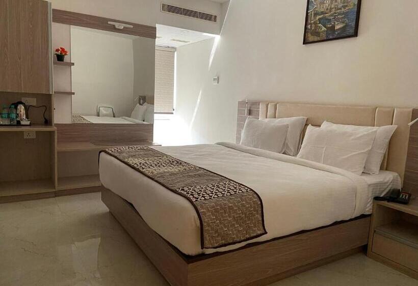 Dash Hotels   Affordable Luxury