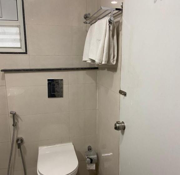 Dash Hotels   Affordable Luxury