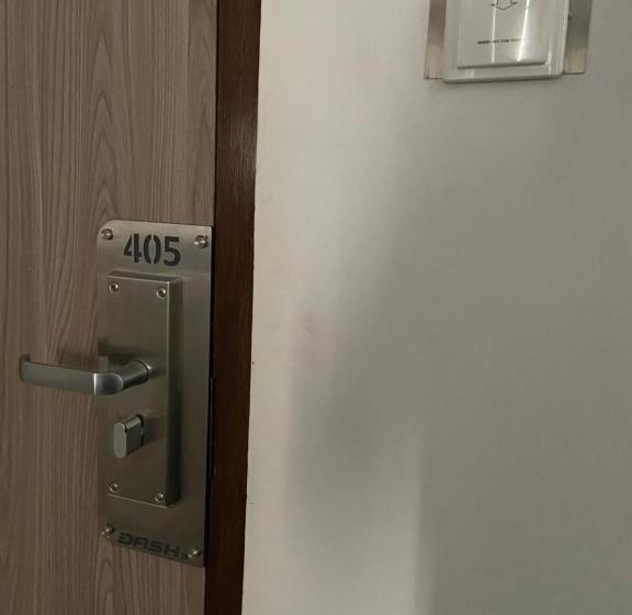 Dash Hotels   Affordable Luxury