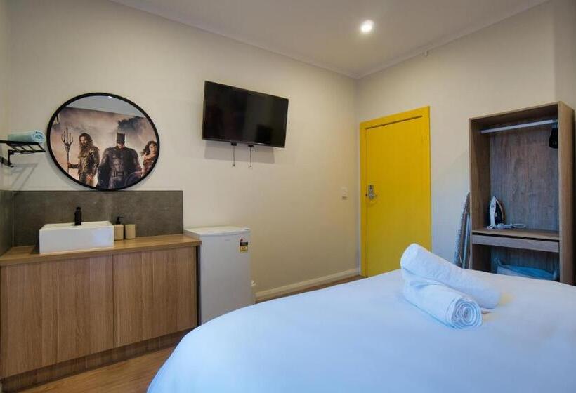 فندق Dreamy Stays Accommodation Private Rooms With Shared Bathrooms