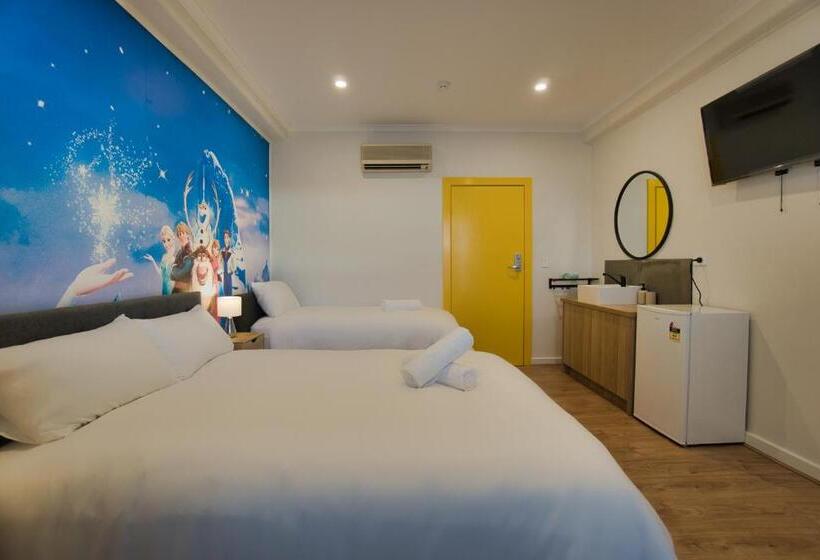 فندق Dreamy Stays Accommodation Private Rooms With Shared Bathrooms