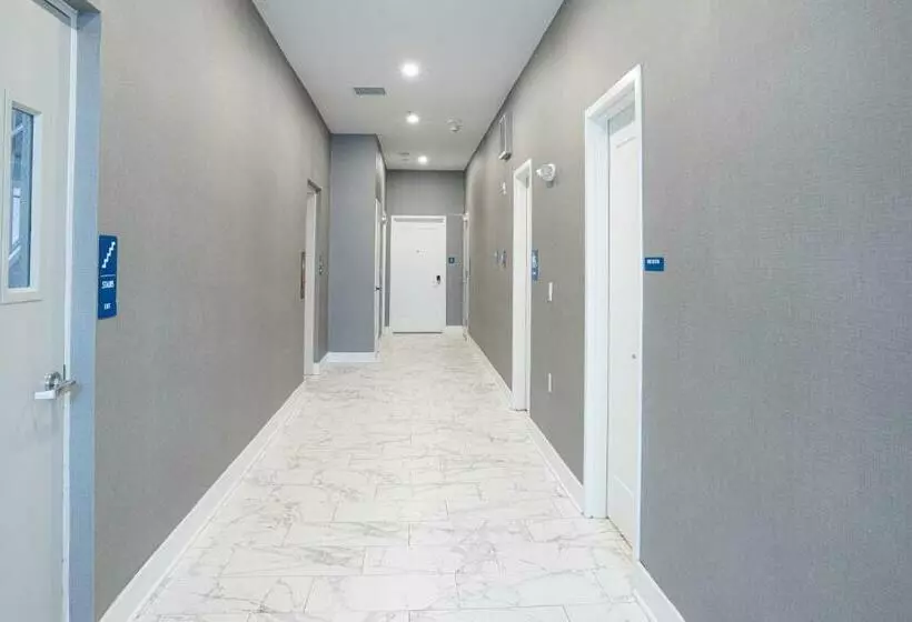 Peachtree Suites   Jersey City