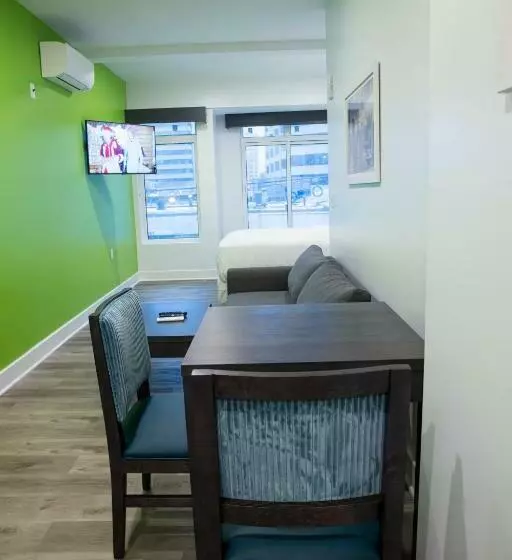 Peachtree Suites   Jersey City