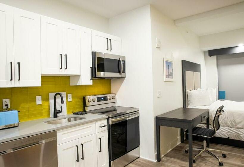 Peachtree Suites Jersey City