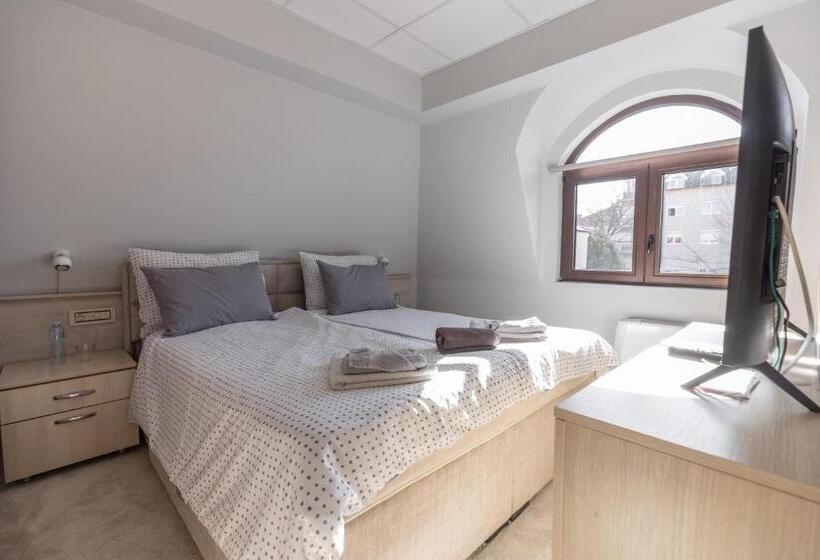 پانسیون Smart