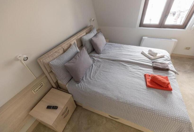 پانسیون Smart