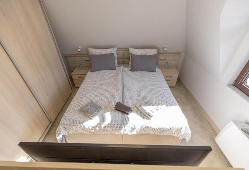 پانسیون Smart