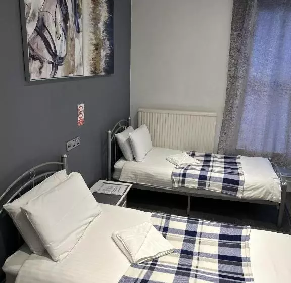 Rock House Bed And Breakfast