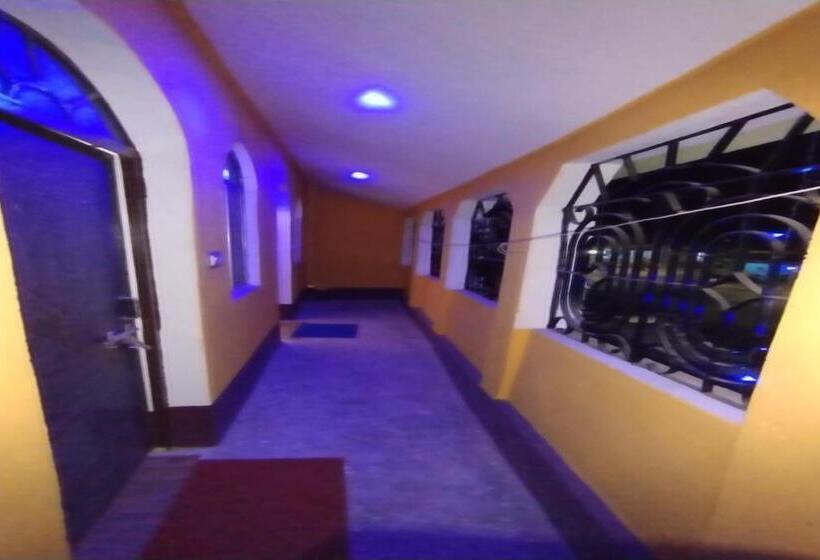 Spot On Ganguly Hotel Lodging And Fooding