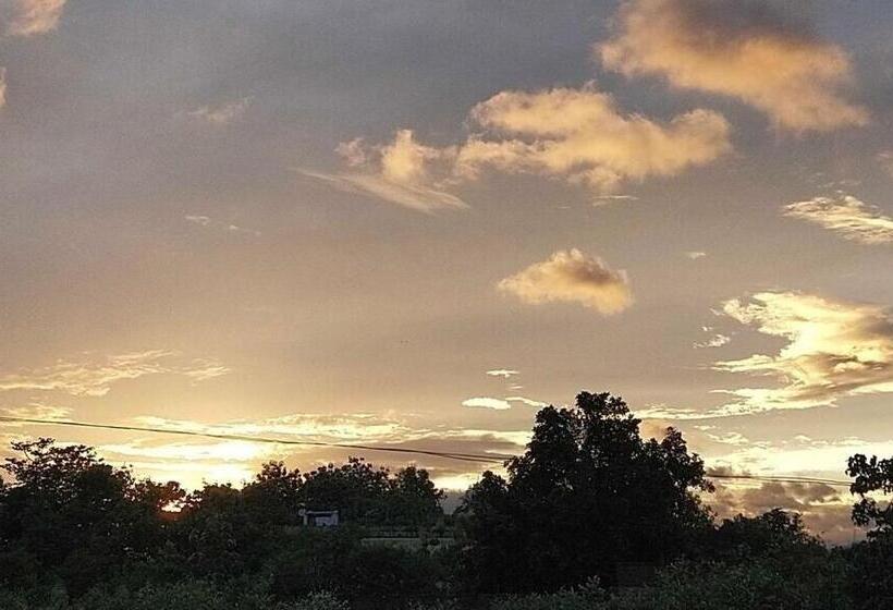 Spot On Ganguly Hotel Lodging And Fooding