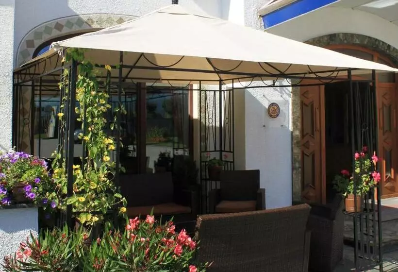 Airporthotel Salzburg Hotel Am Salzburg Airport