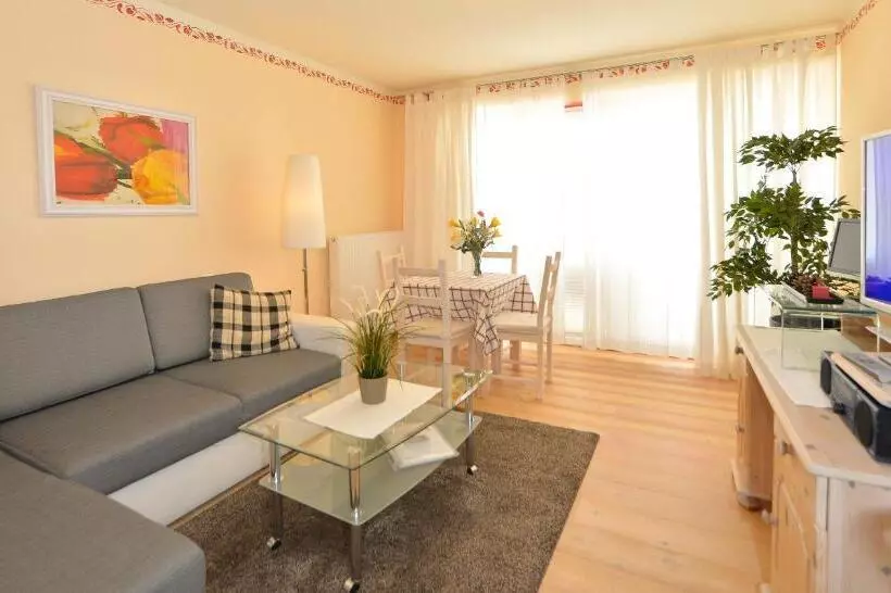 Alpenlandhaus Menardi