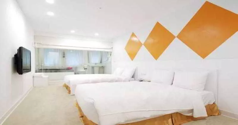 ホテル 6  Wannien