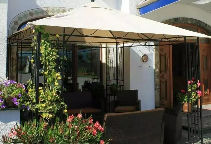 Airporthotel Salzburg Hotel Am Salzburg Airport