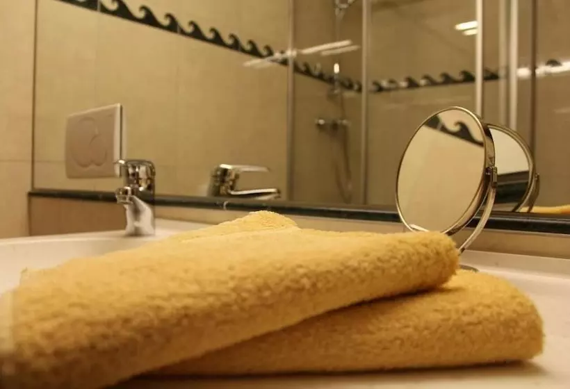 Airporthotel Salzburg Hotel Am Salzburg Airport