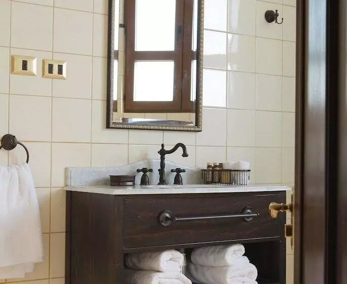 Hotelli Boutique Castillo Rojo