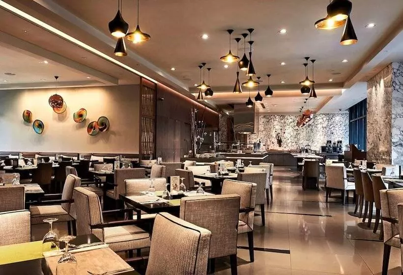 Carlton City Hotel Singapore