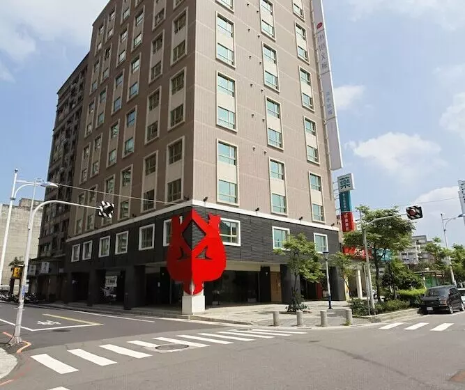 ホテル Day Plus Tamsui