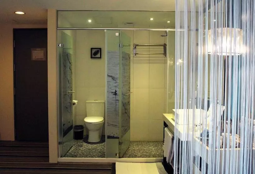 ホテル Day Plus Tamsui