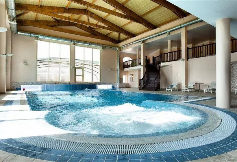 Hotelli Grand Peterhof Spa