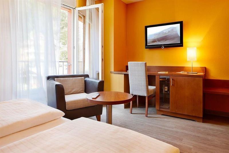 בית מלון כפרי Montfort  Das