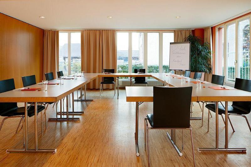 בית מלון כפרי Montfort  Das