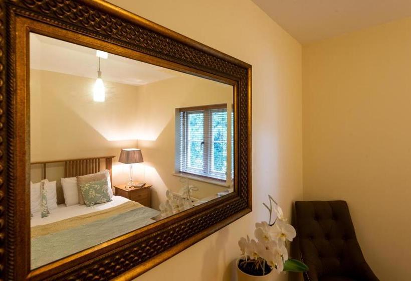 Отель Netherstowe House