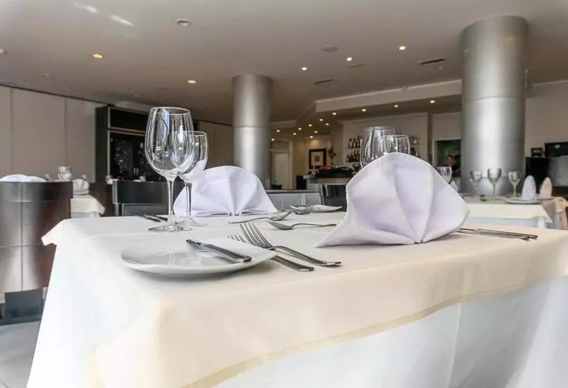 בית מלון כפרי Neuquén Tower