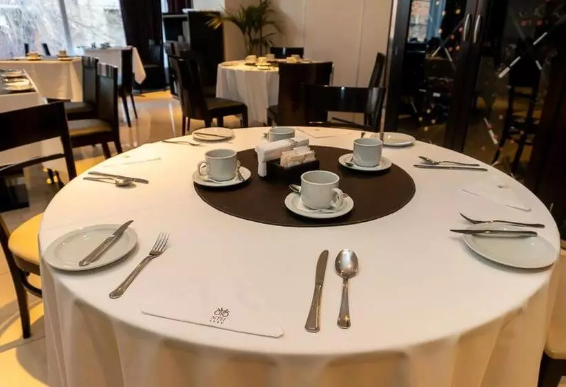 בית מלון כפרי Neuquén Tower