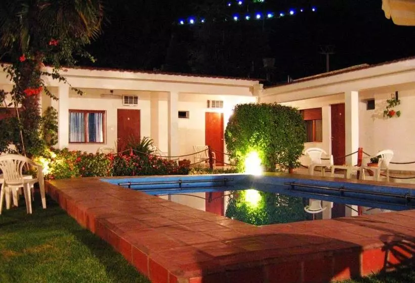 Hotel Petit Salta