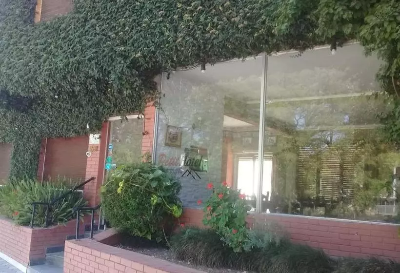 Hotel Petit Salta