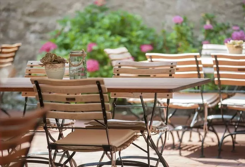 בית מלון כפרי Schloss Gabelhofen